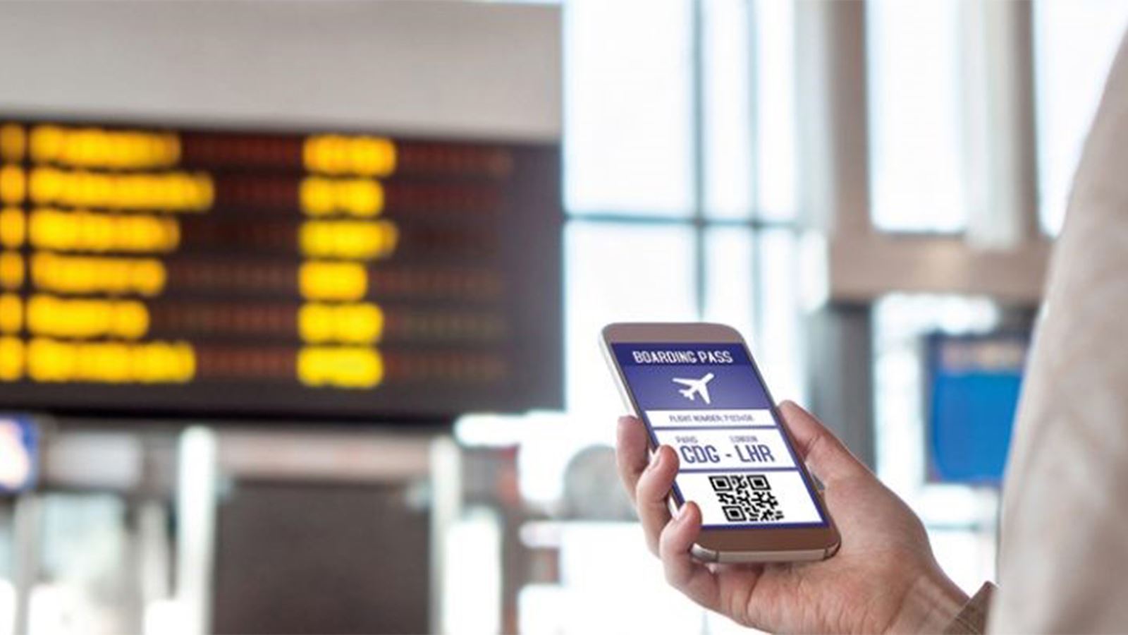 Collins Aerospace’s Tony Chapman discusses how airports are leaders in the use of new technology, which will make touchless travel possible and hasten aviation’s recovery from COVID-19.