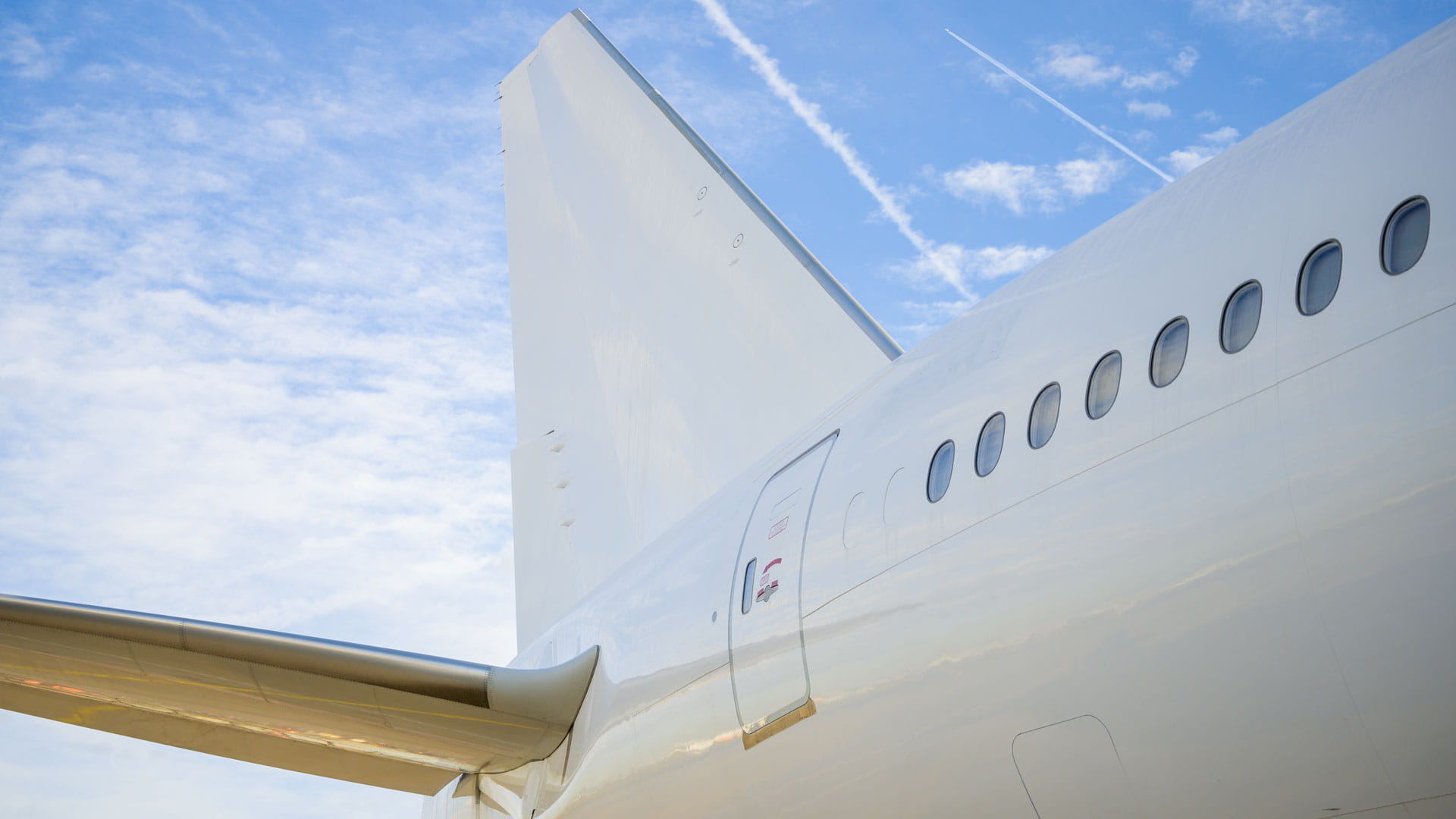 Boeing 777 tail