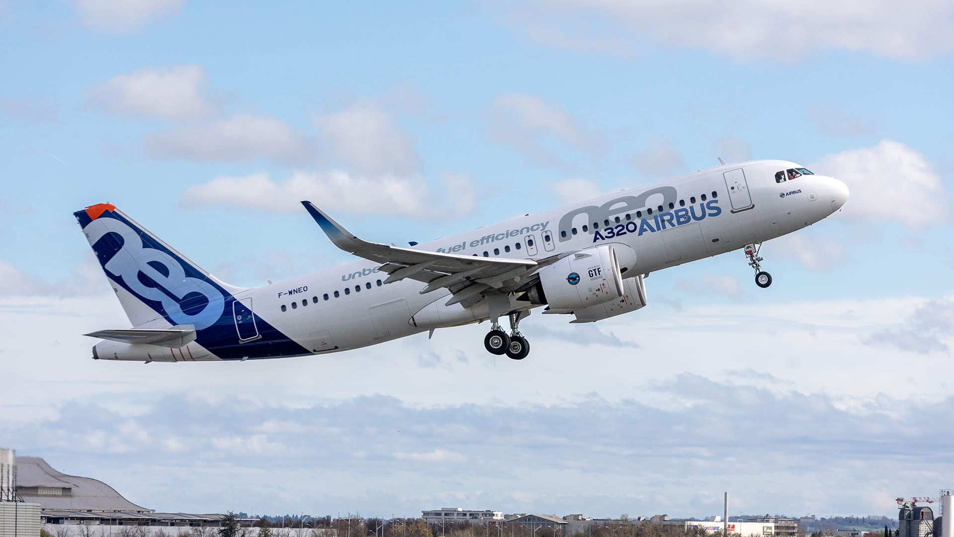 Airbus A320neo in flight
