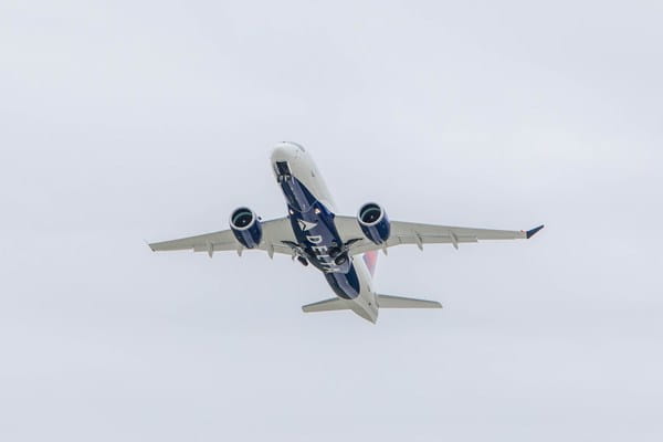A220_DeltaFirst_takeoff