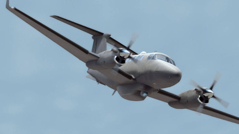 gray propeller plane 
