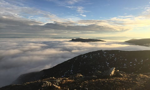Norway’s Mount Gullsvågfjellet, located on Vega Island, stands 725 metres above sea level.