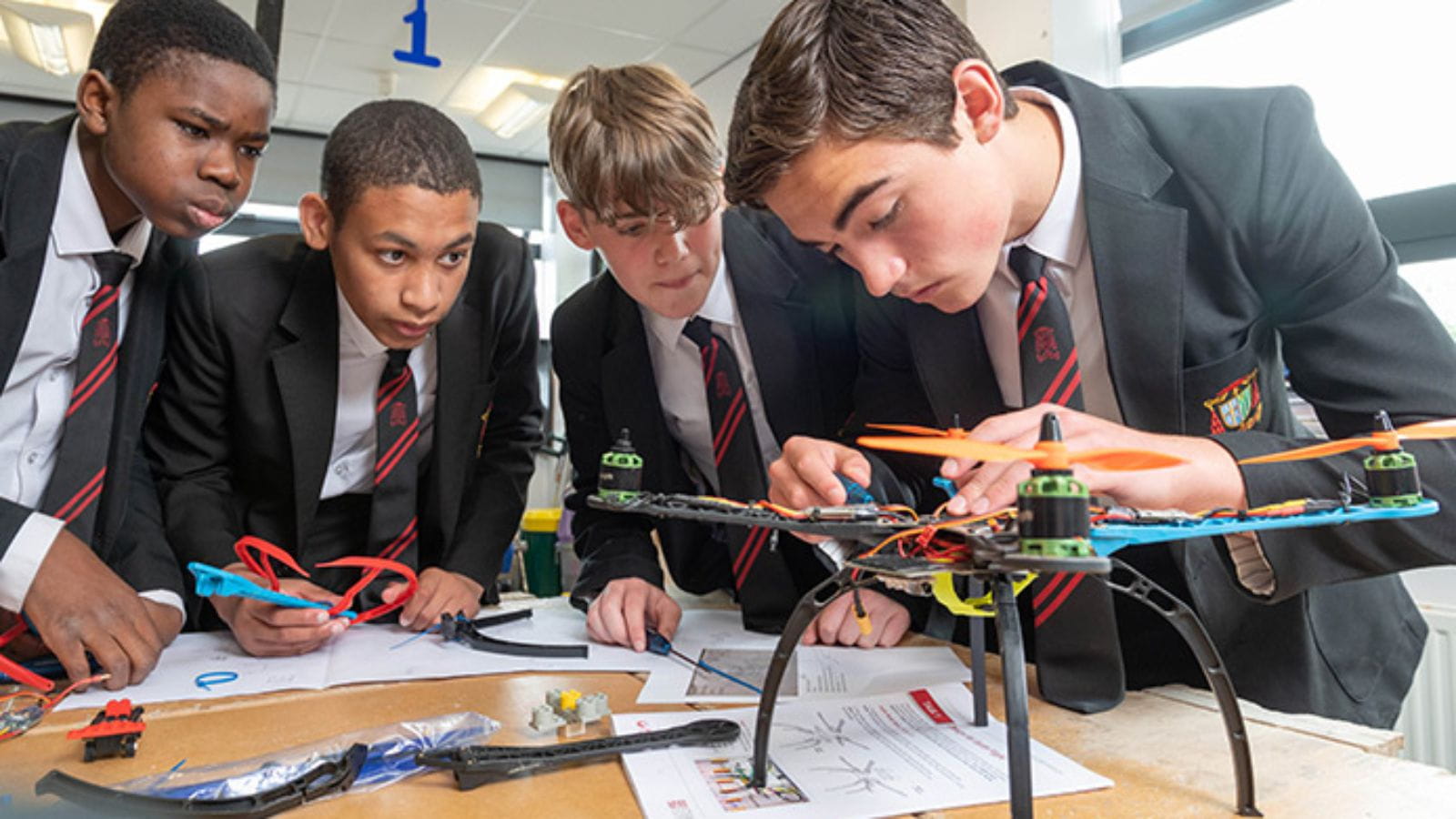 Manchester school wins Quadcopter Challenge