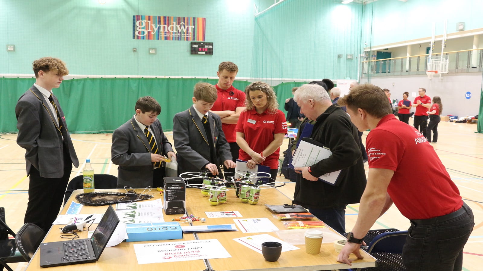 Team Aquanauts greet judges