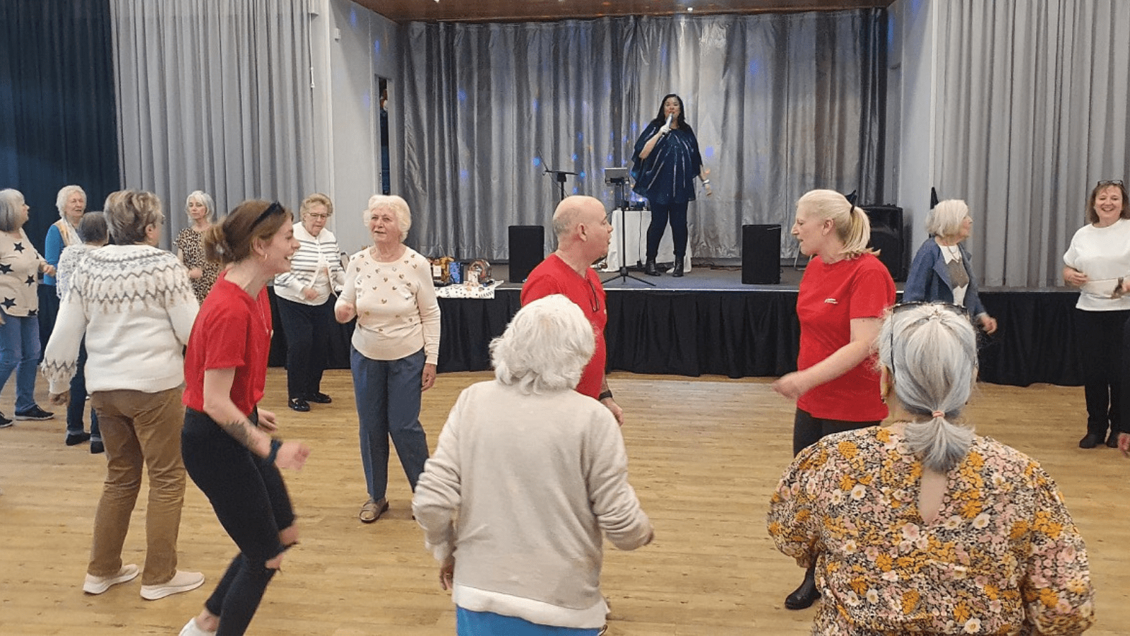 Raytheon UK Volunteers_Cockney Pie and Mash_Singalong