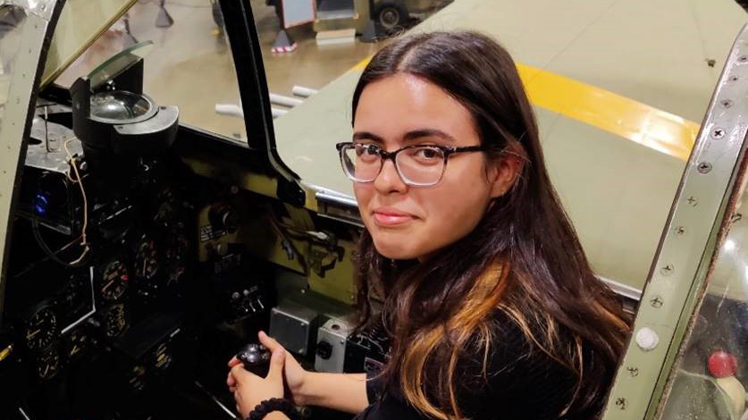 Luz Gomez Peña SMASH alumna and Collins Aerospace intern