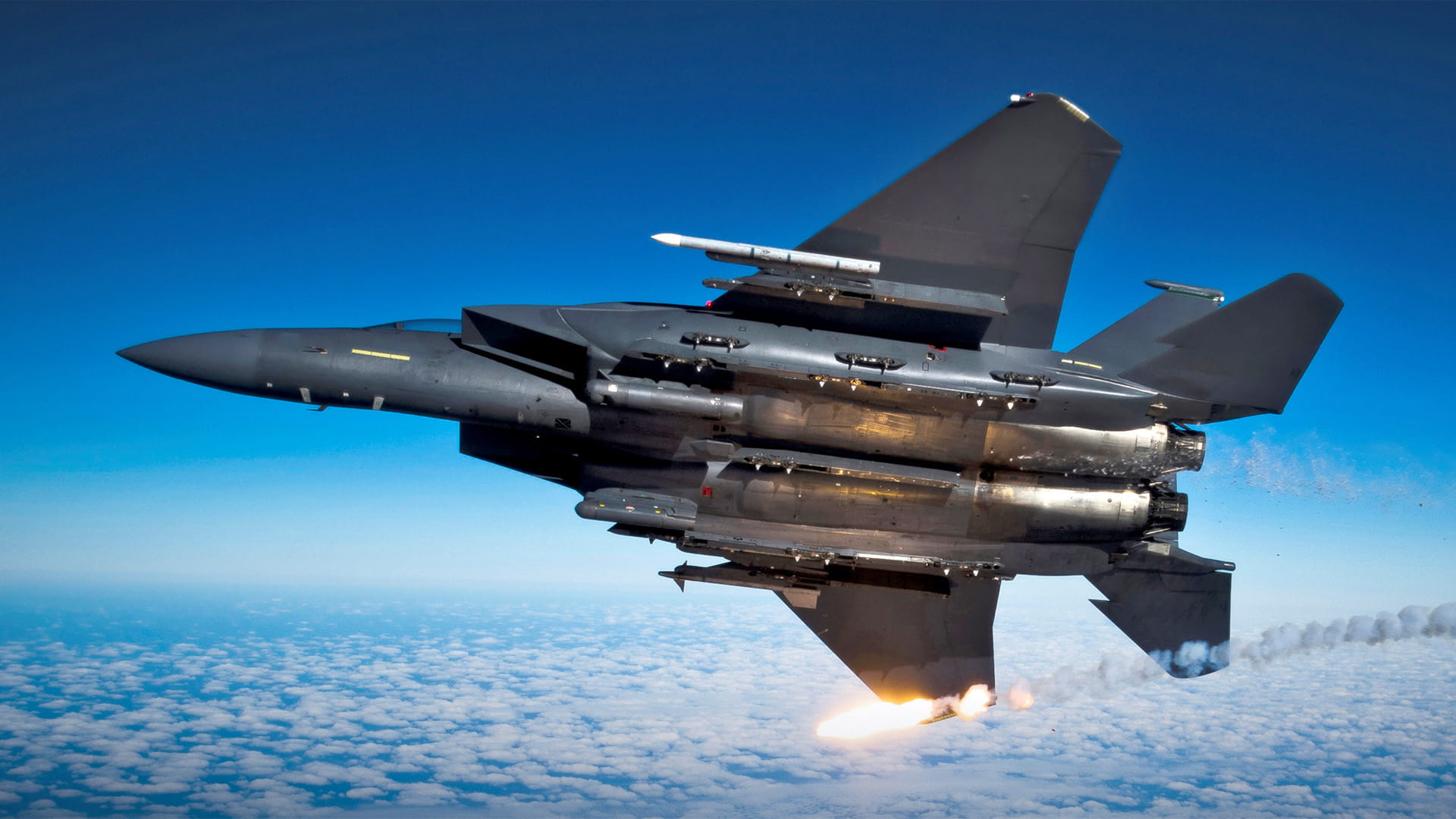 F-15 ordinance launch