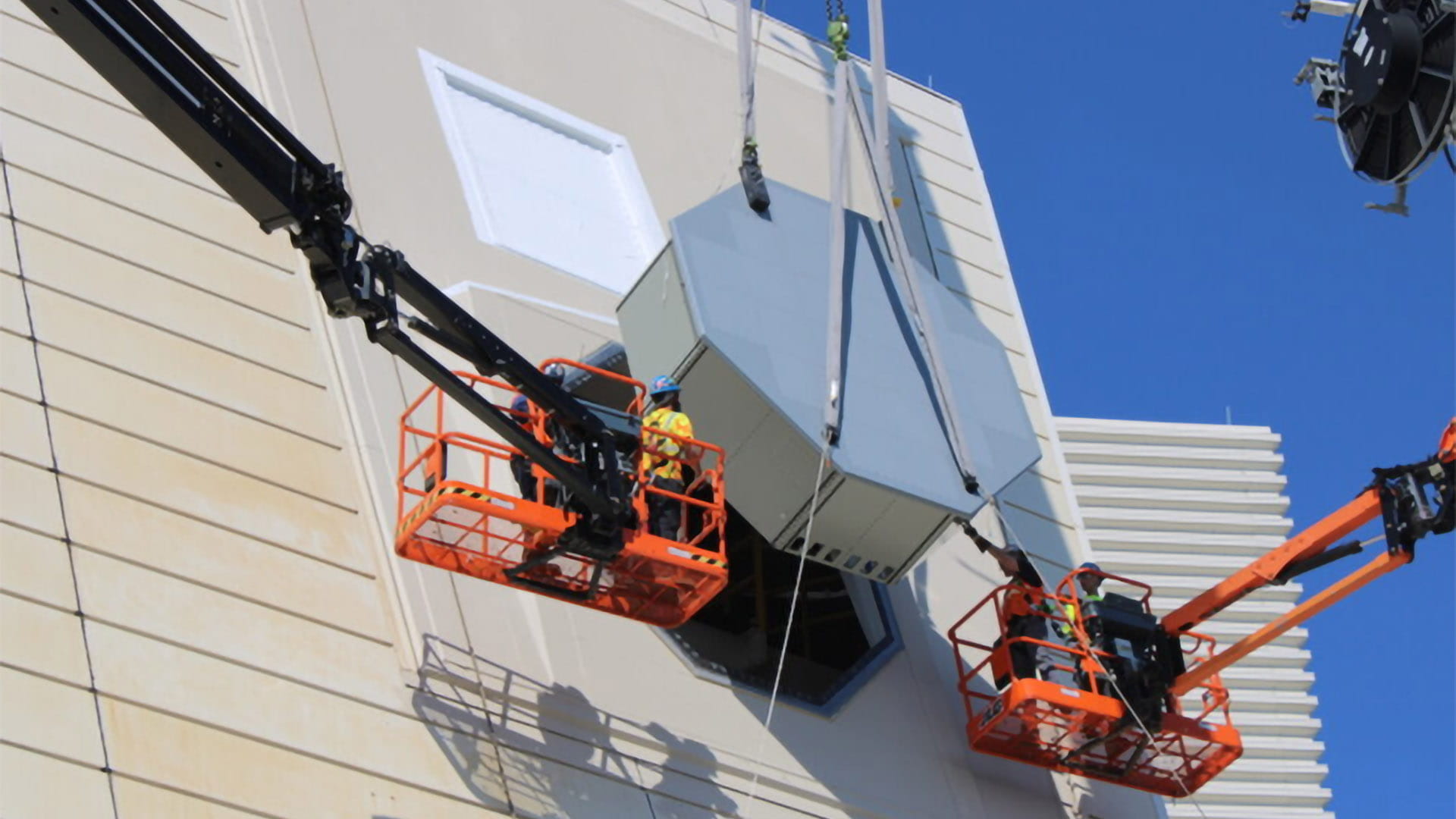 The forst SPY-6 V4 is installed at the Wallops Island test site