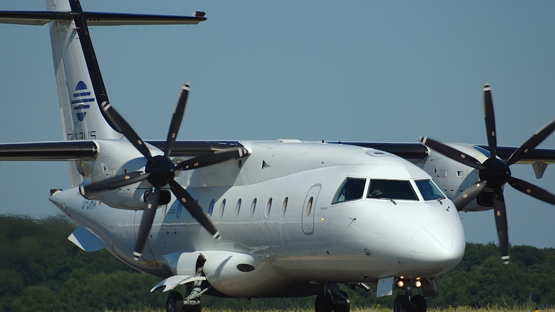 Dornier 328120 Cirrus Airlines AN0873263