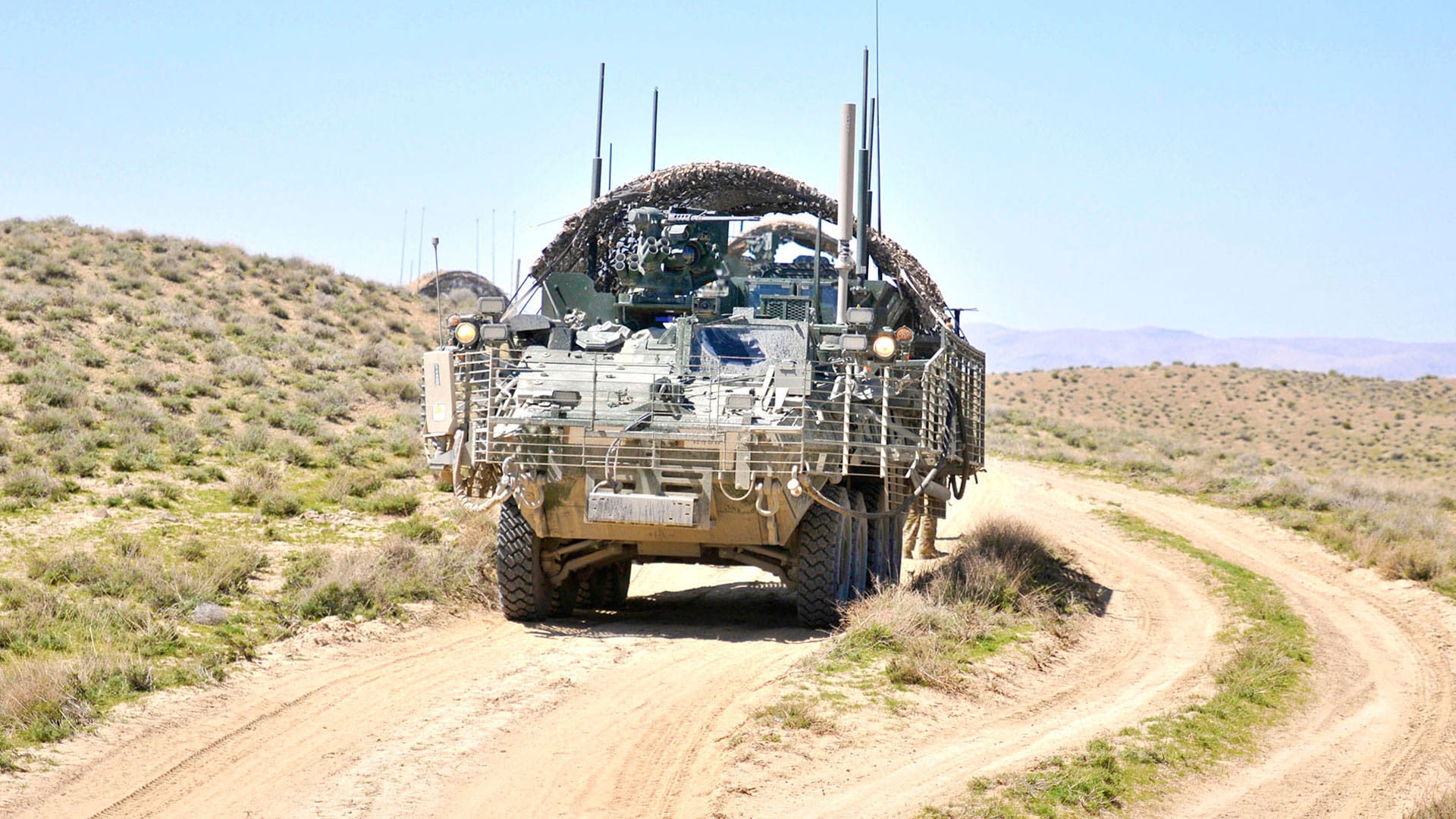 Military ground vehicle