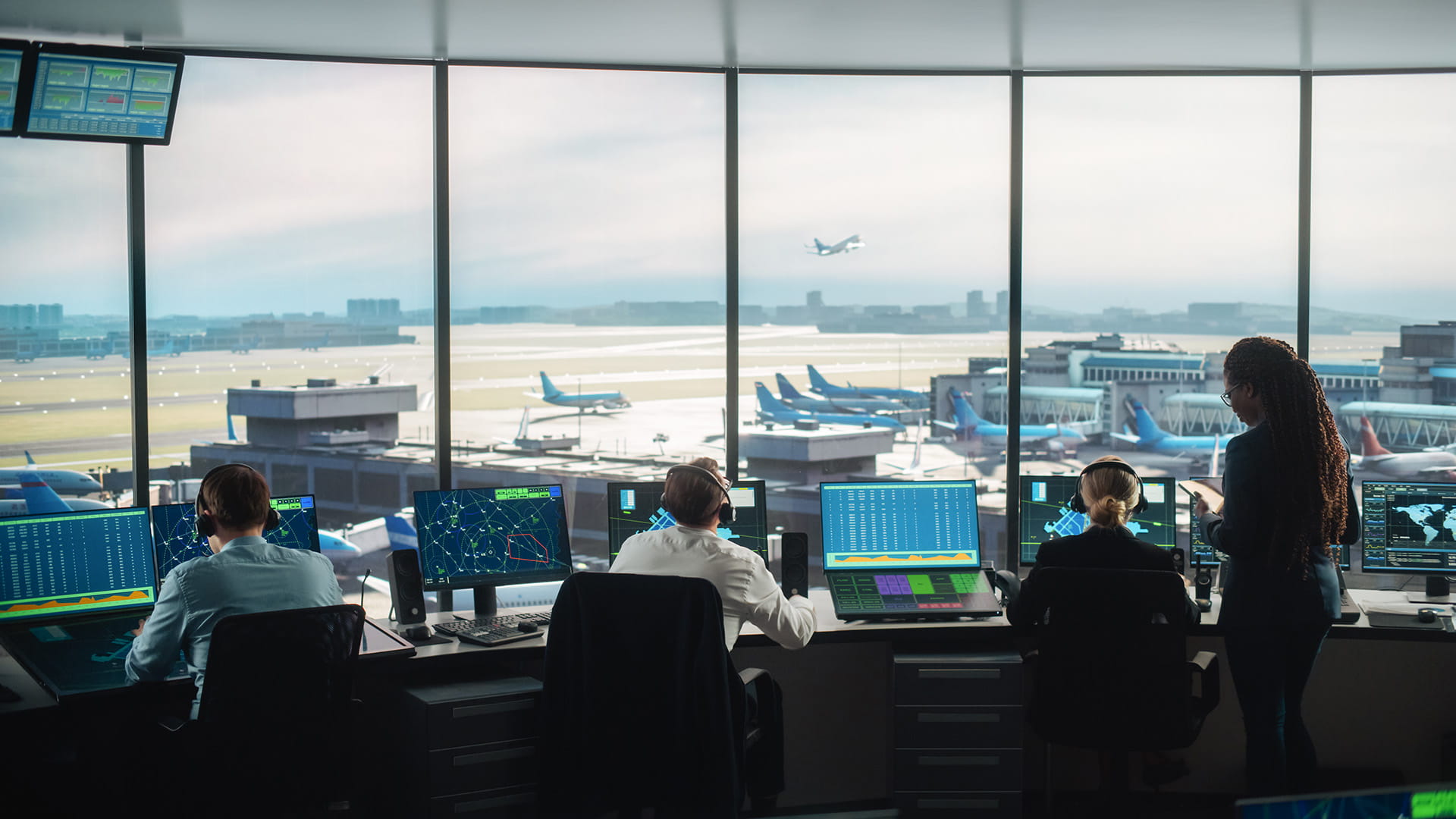 Dispatch airport tower