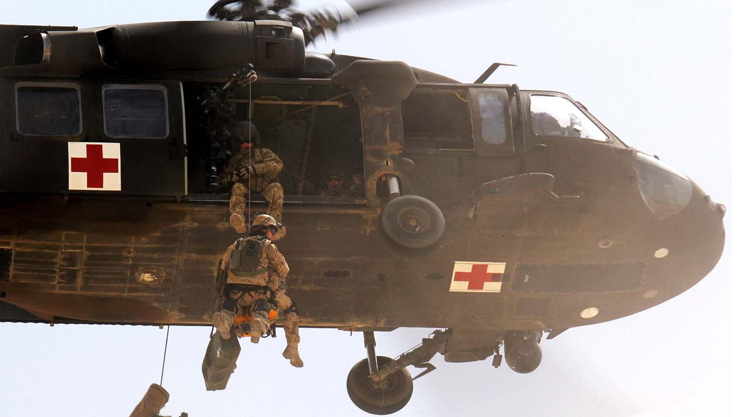 UH 60L helicopter rescue hoist