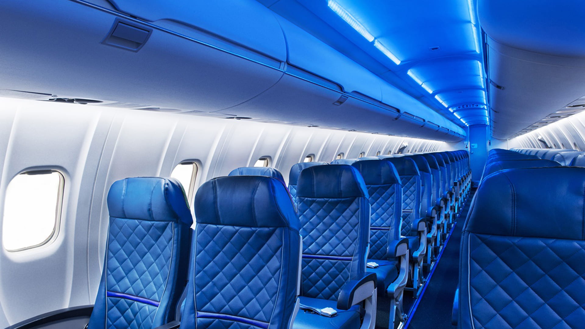 Wash lighting aboard a Delta Airlines airplane