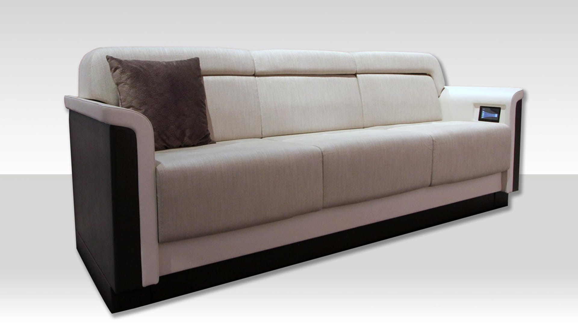 3-place divan