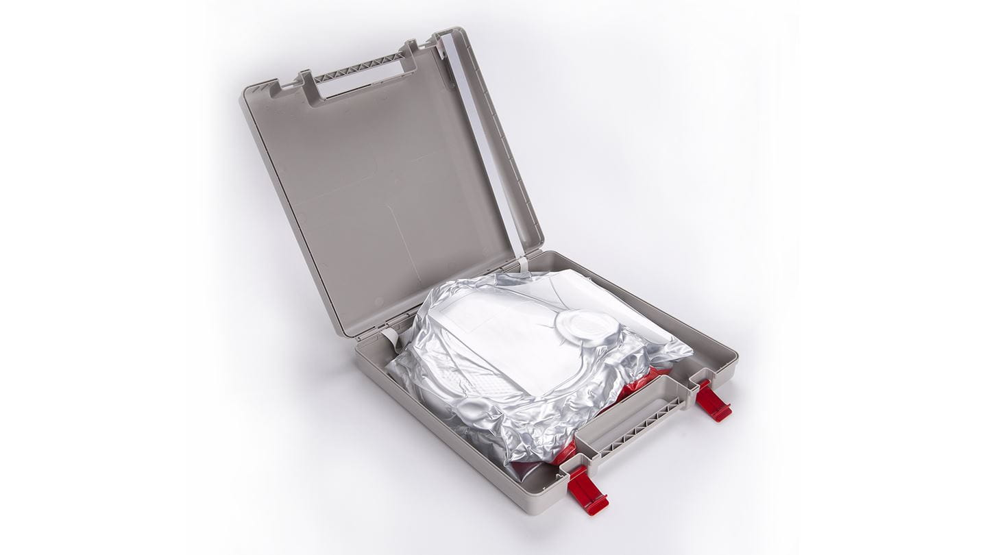 Oxygen equipment case open