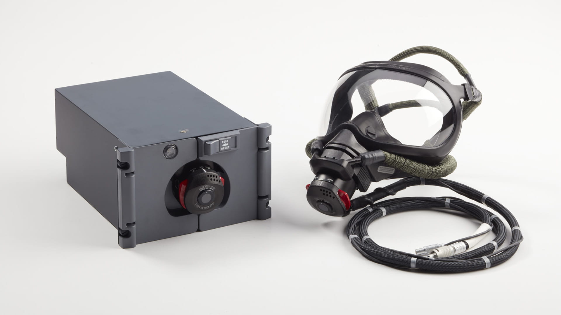 SweepOn® Fullface™ Oxygen Mask and storage container