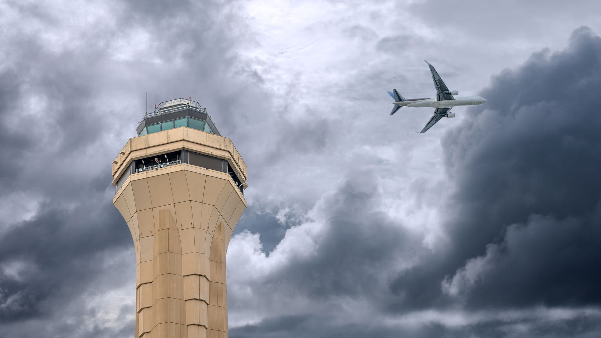 Air traffic control tower