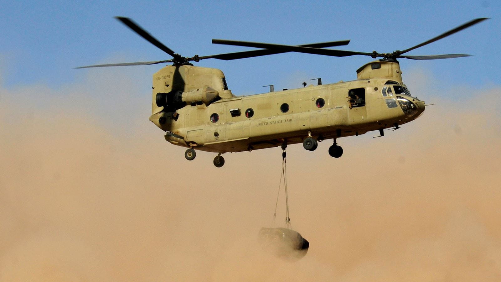 AN/ARC-220 HF Airborne Communication System | Collins Aerospace
