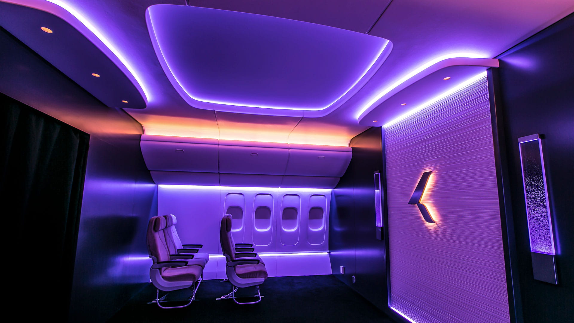 Specialty lounge lighting