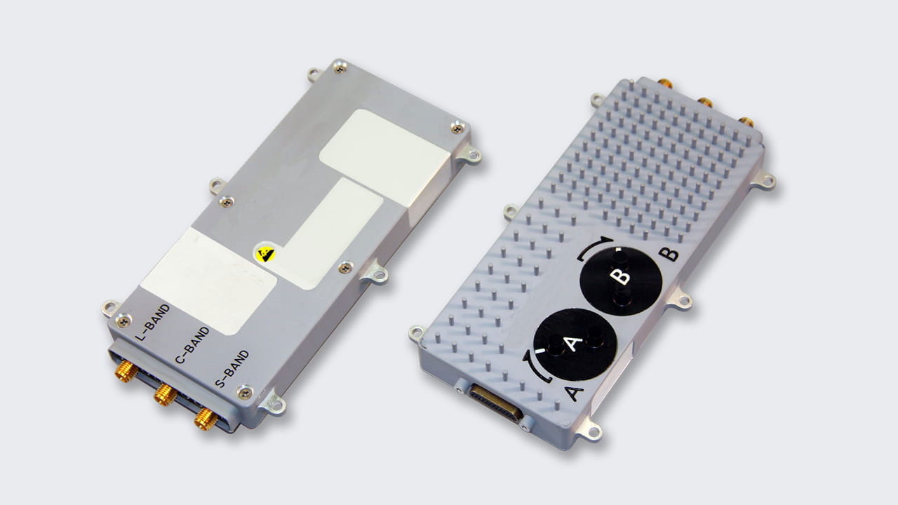 SCISR radio with Ku up/down converter