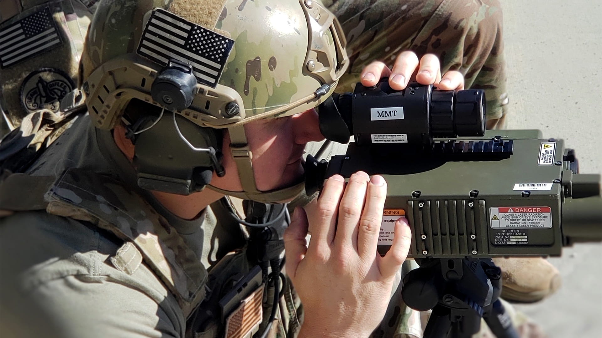 Military person using an Individual Surveillance System