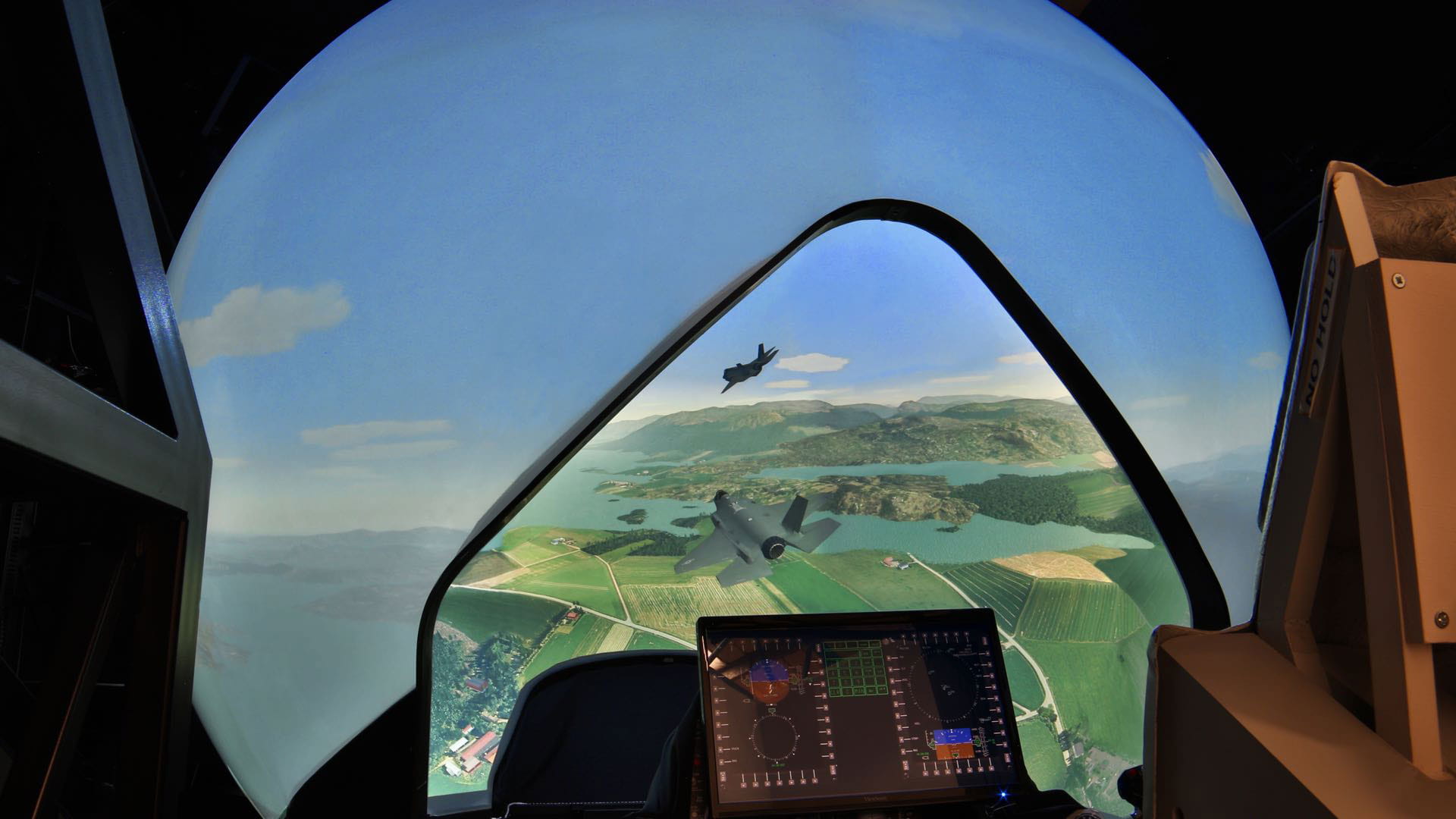 Griffin™-2 visual display system