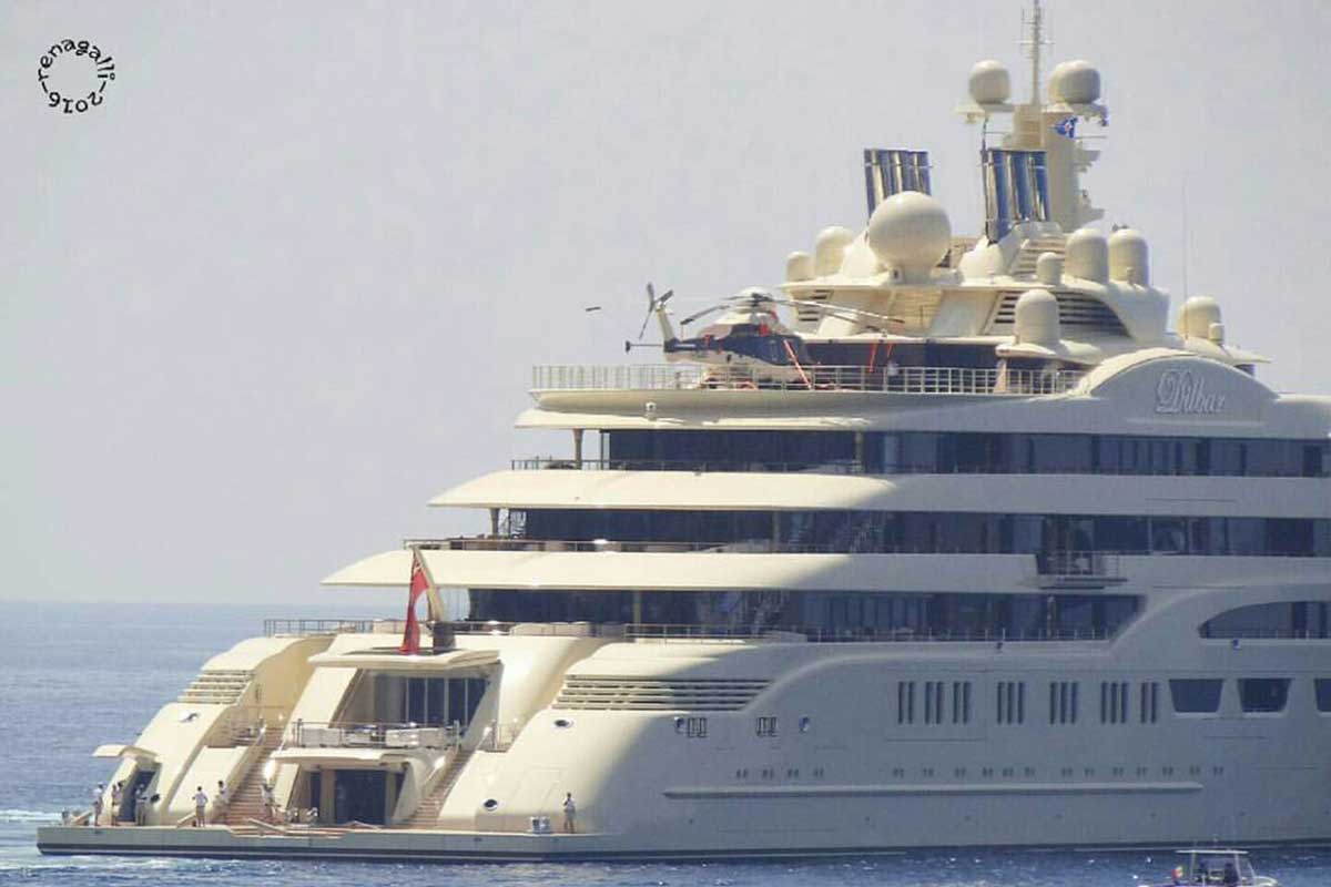 slide-show-airtime-boat-image1_0