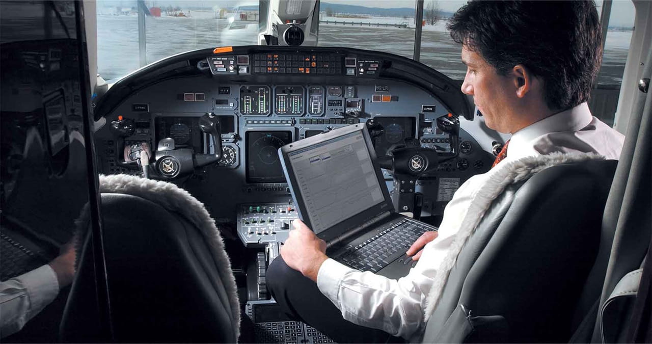 Altair_photo_brochure_Pilot_1_0_0