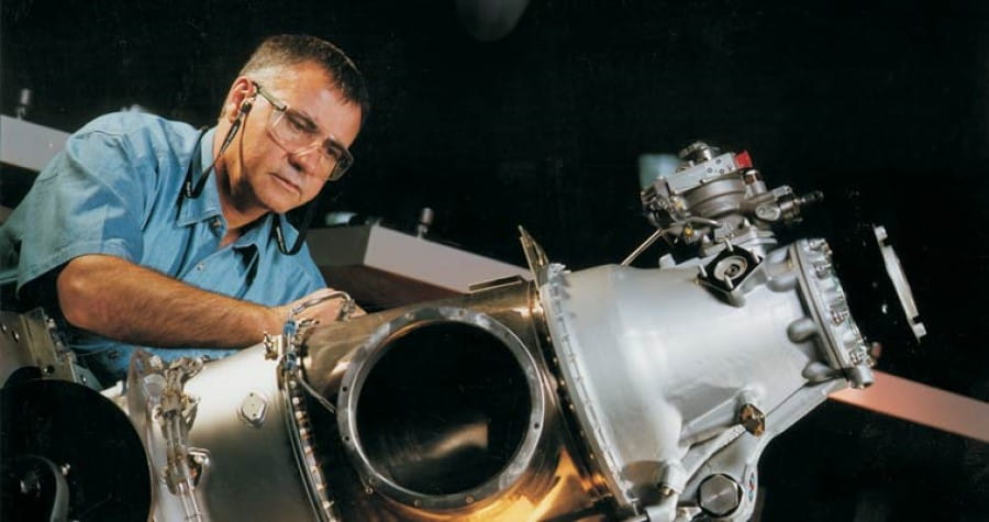 Hot-Section-Inspection-body-image-1_900x475