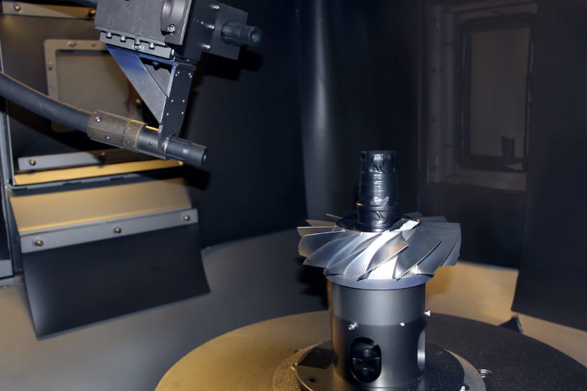 ep_high_tech_overhaul_robots_bodyim3