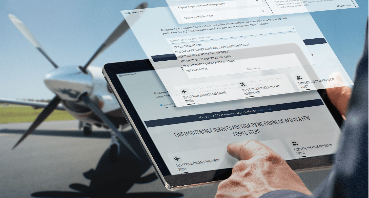 Une main tapotant une tablette