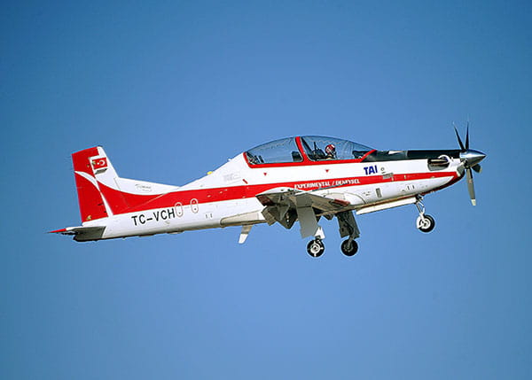 Industrie-aérospatiale-militaire-turque-Hurkus