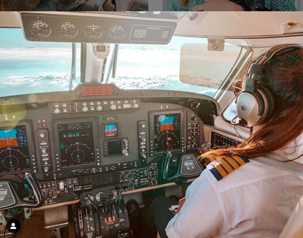 Cockpit views in the King Air 200