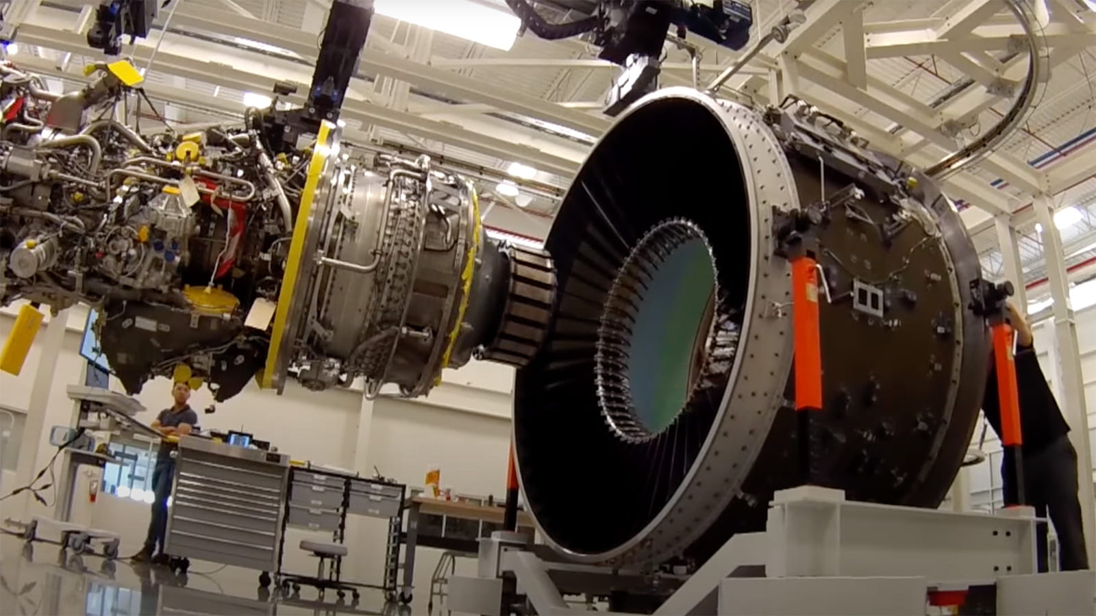 NewsroomBlogBigDataConnectingPratttoCustomers 1600x900