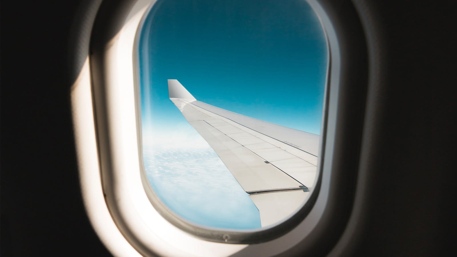 NewsroomblogAirlinesSavingLives 1600x900