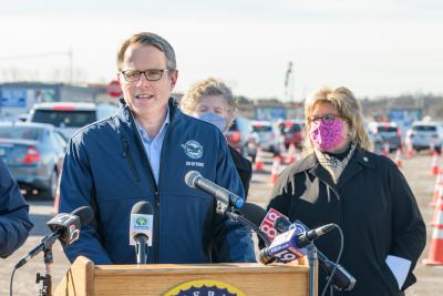 PW Vaccination Site Presser 36-large