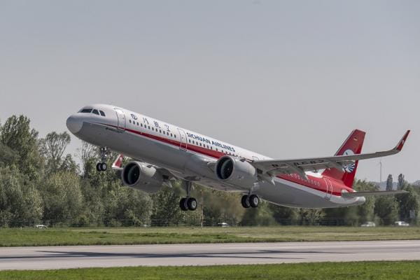 ichuanAir_A321neo_StartA_HR_006