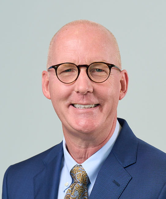 Christian Robertson, Vice-président, Finance