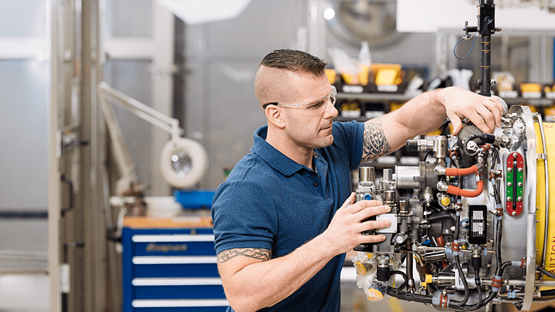 20Services-23MilitaryEngineSustainment-engine-overhaul-services-cards-800x450