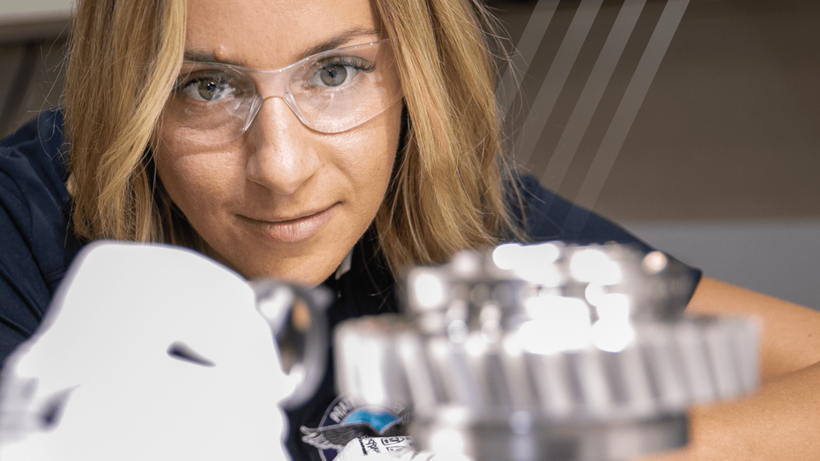 20Services-21PrattEngineServices-216PartsSales-Hero-1600x900