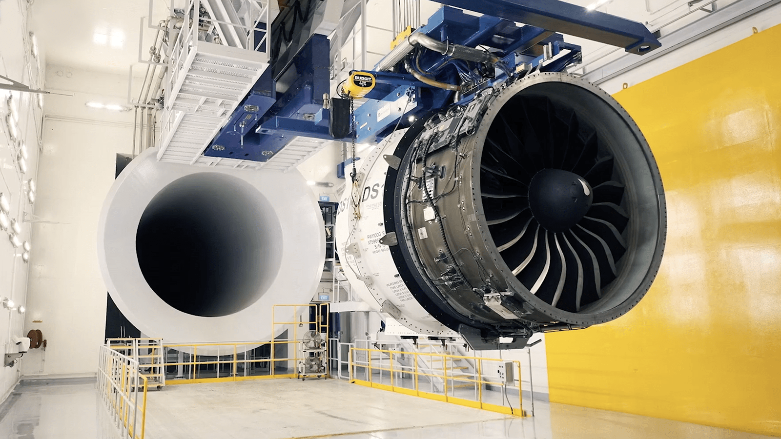 30Sustainability-31SmarterTech-Hero-1600x900