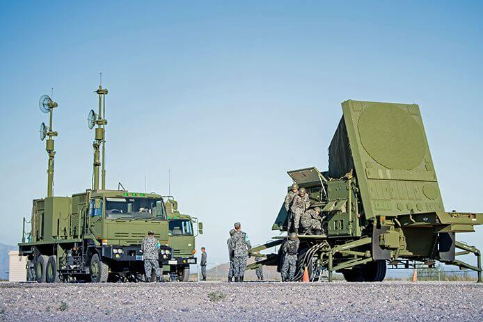 2018年にニューメキシコ州ホワイトサンズ射場で実施されたペトリオットの年次射撃訓練に参加する自衛隊。防空ミサイル防衛システム「ペトリオット」を採用する17か国の中でも、日本はいち早く導入した国（photo：レイセオン・ミサイルズ＆ディフェンス）