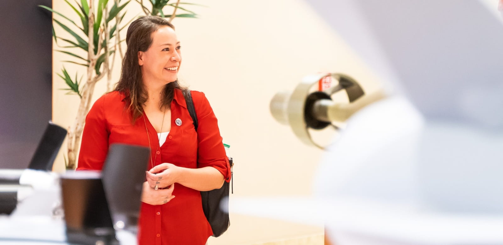 Bianca Islas, a 2021 SPY-6 scholar, toured the Raytheon Missiles & Defense headquarters in Tucson, Arizona, and met the Naval Power leadership team. (Photo: Justin Haugen)