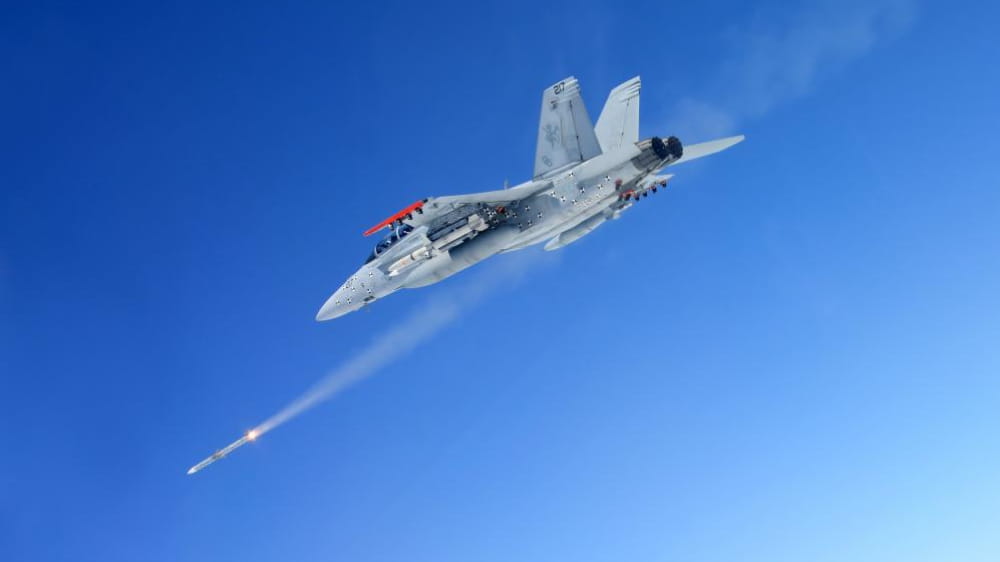 A U.S. Army soldier watches over tanks in his unit with a 3rd GEN FLIR™-equipped Long Range Advanced Scout Surveillance System during Decisive Action Rotation 18-01 at the National Training Center in Fort Irwin, California. (Photo: U.S. Army)