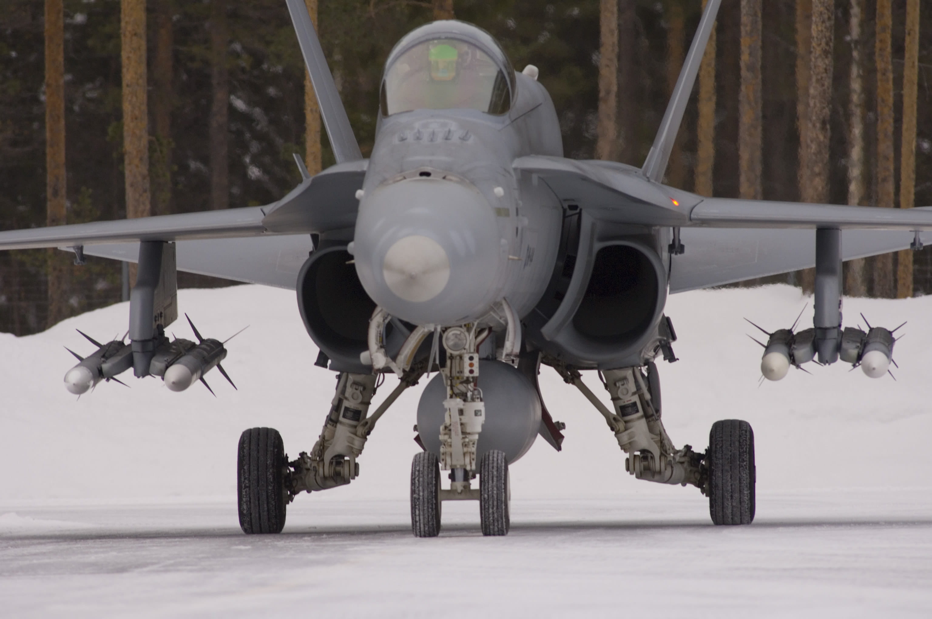 空対空ミサイルAMRAAMは、BVR(有視界外)での航空優勢の確保において世界基準となっており、米国や同盟国に比類なき信頼性を提供している。