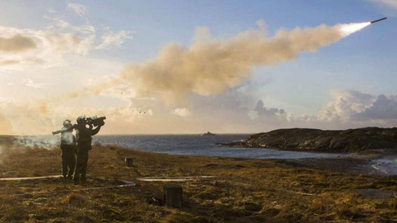 A soldier fires a Stinger missile