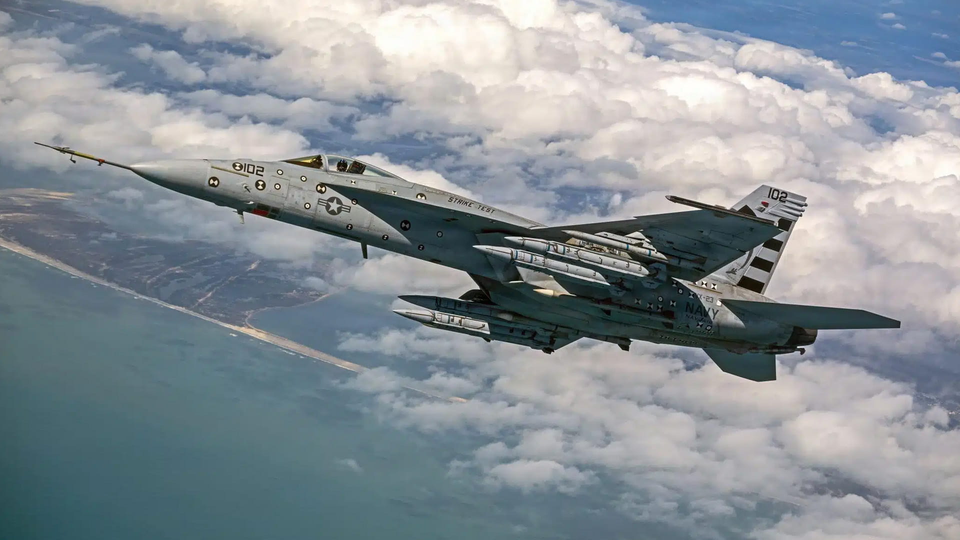 F/A-18E Super Hornet in flight with LRAAM munitions