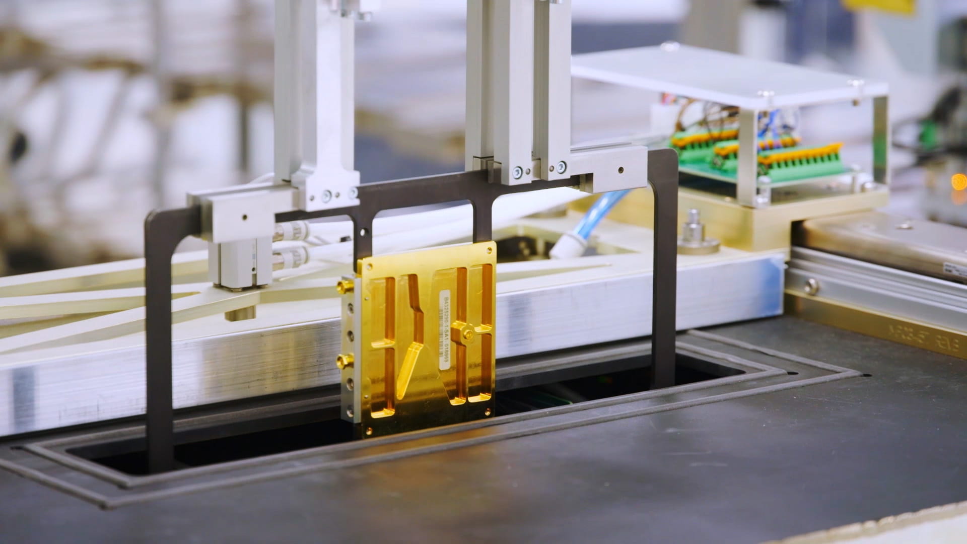 Component assembly by macine