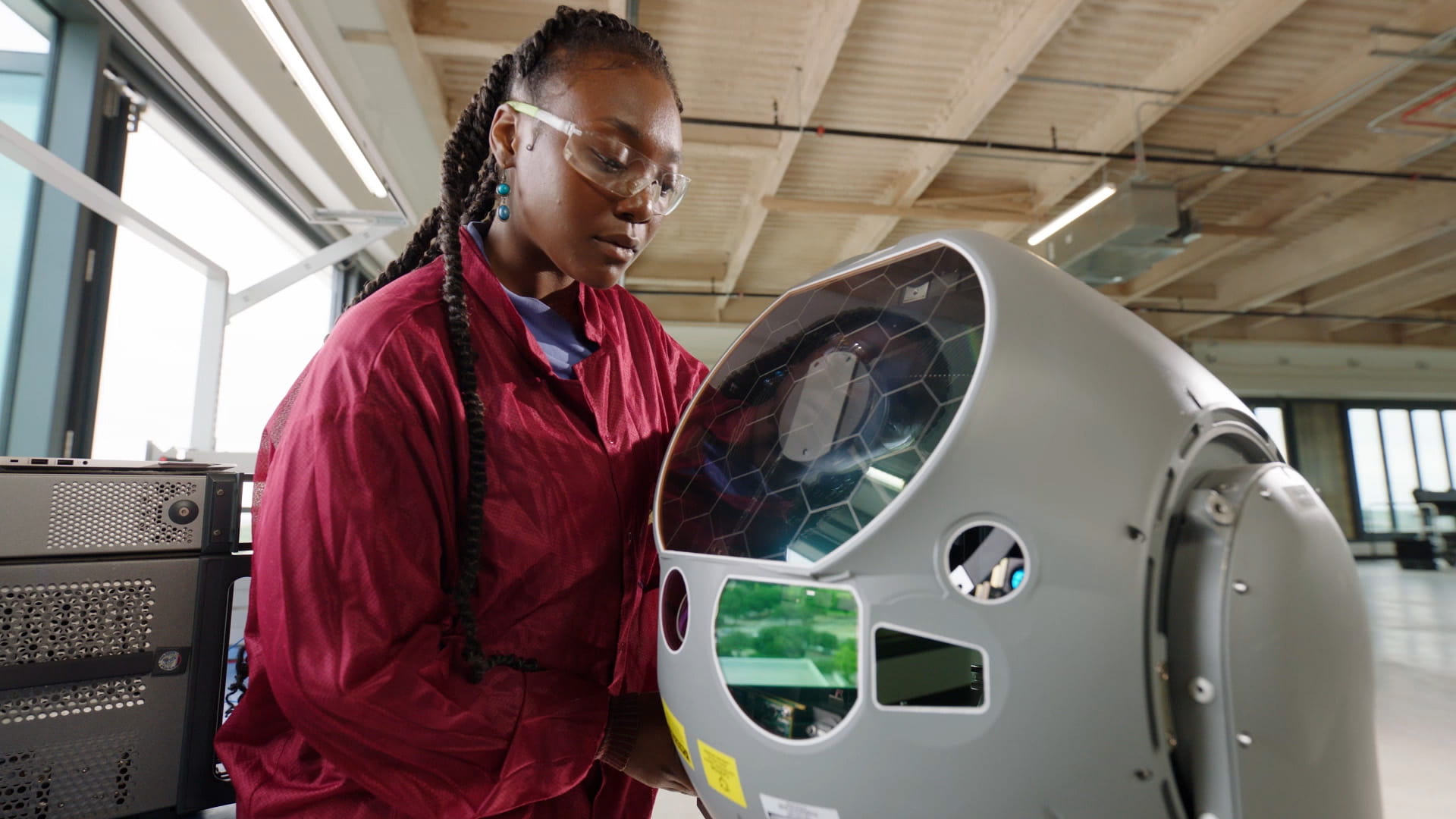 Inspecting an advanced sensor mount