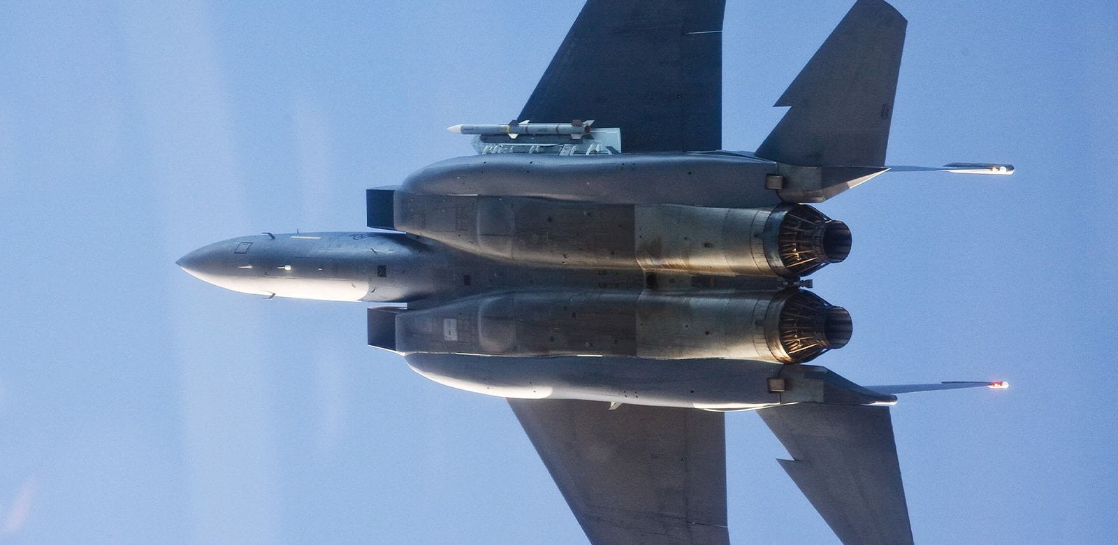 The AMRAAM missile has demonstrated superb effectiveness in both air-to-air and surface-launch scenarios.